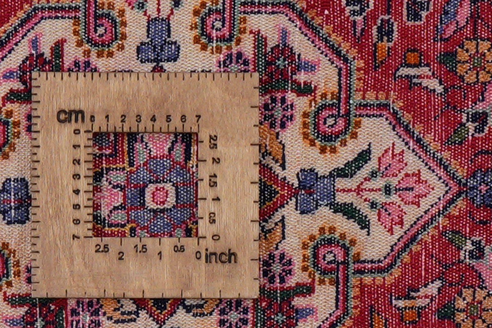 Djozan — Hand-knotted, 110x160 cm, Red, 100% Virgin Wool | View 8