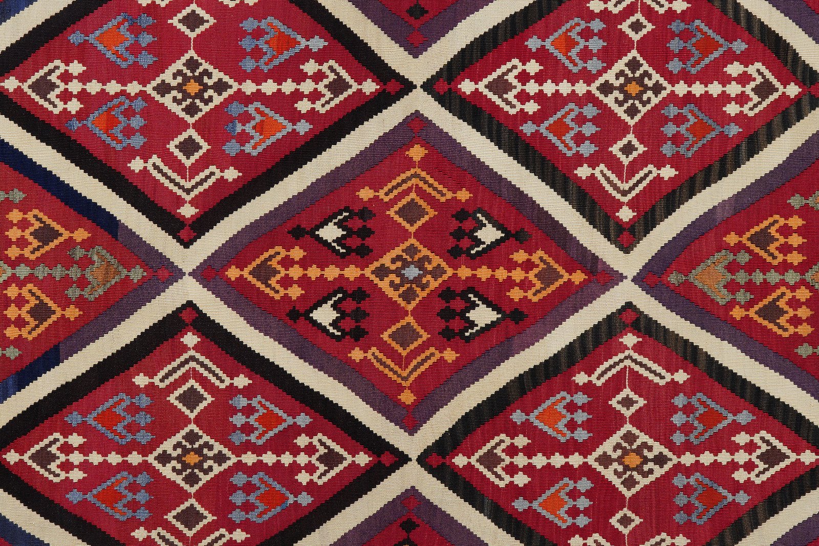 Kelim Gashgai Old — Handmade, 183x260 cm, Red, 100% Virgin Wool | View 5