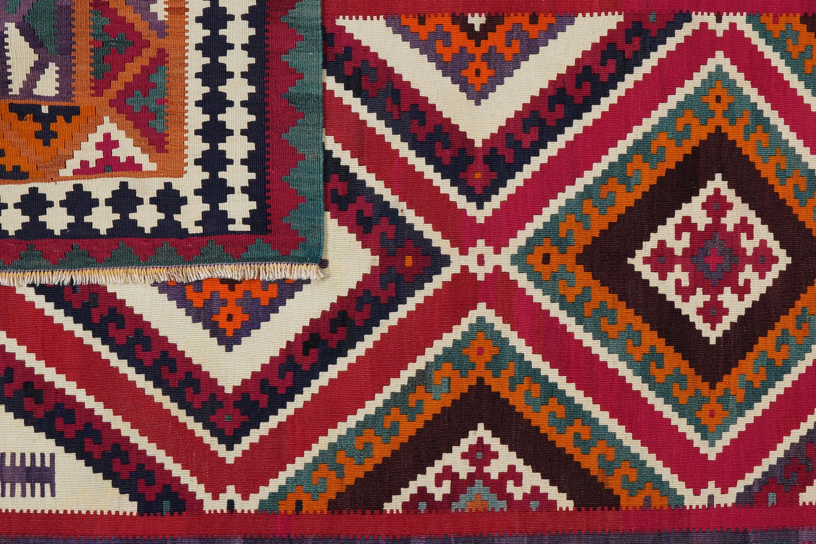 Kelim Gashgai Old — Handmade, 160x249 cm, Red, 100% Virgin Wool | View 6