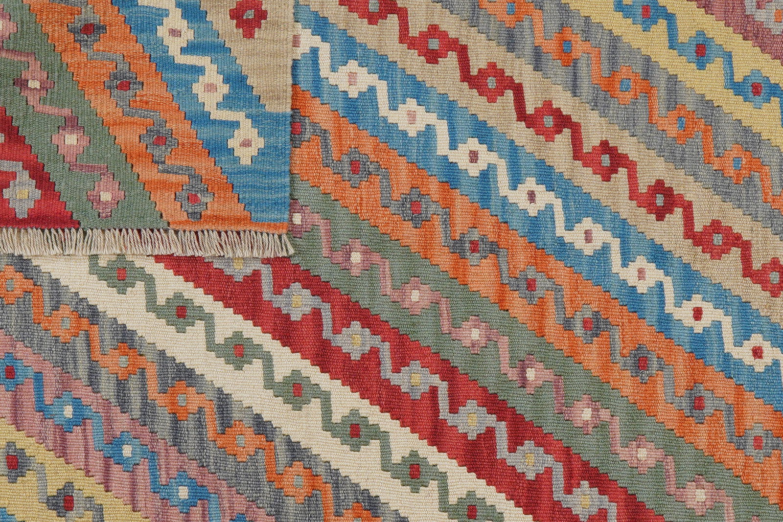 Kelim Gashgai — Handgefertigt, 176x130 cm, Bunt, 100% Virgin Wool | View 7