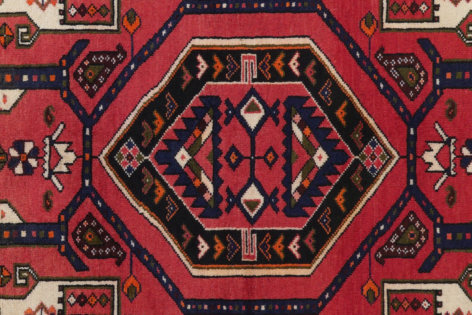 Saveh — Hand-knotted, 144x212 cm, Red, 100% Virgin Wool | View 6