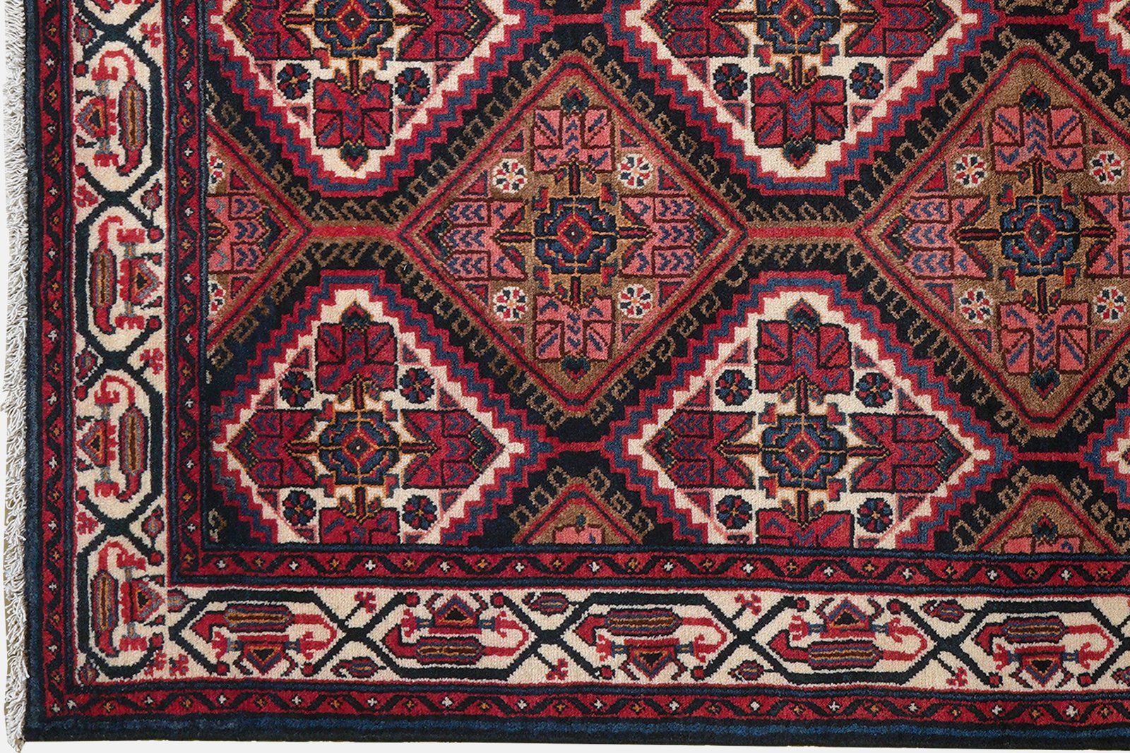 Assadabad — Hand-knotted, 134x198 cm, Blue, 100% Virgin Wool | View 3