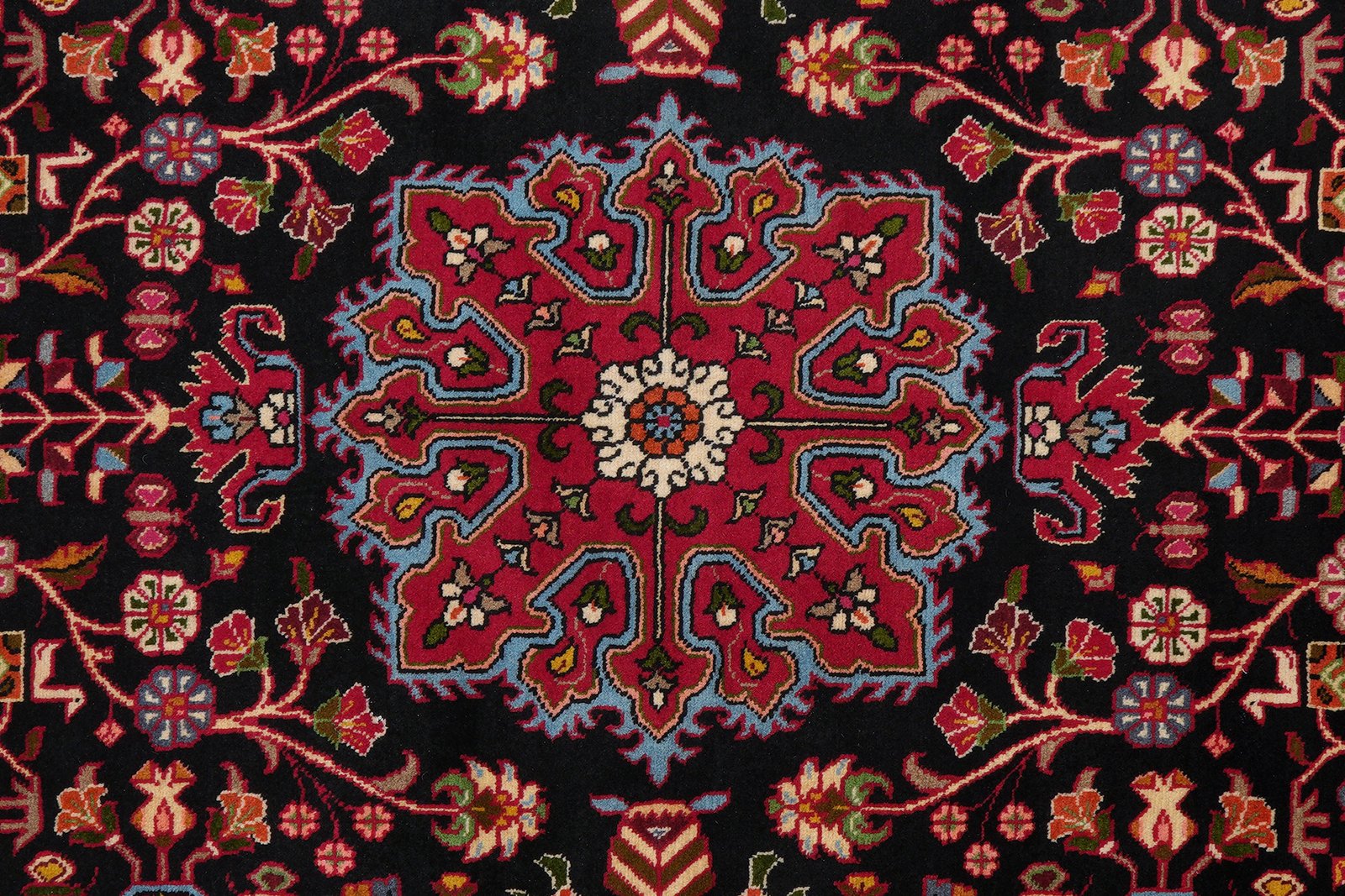 Nahavand — Hand-knotted, 152x246 cm, Blue, 100% Virgin Wool | View 6