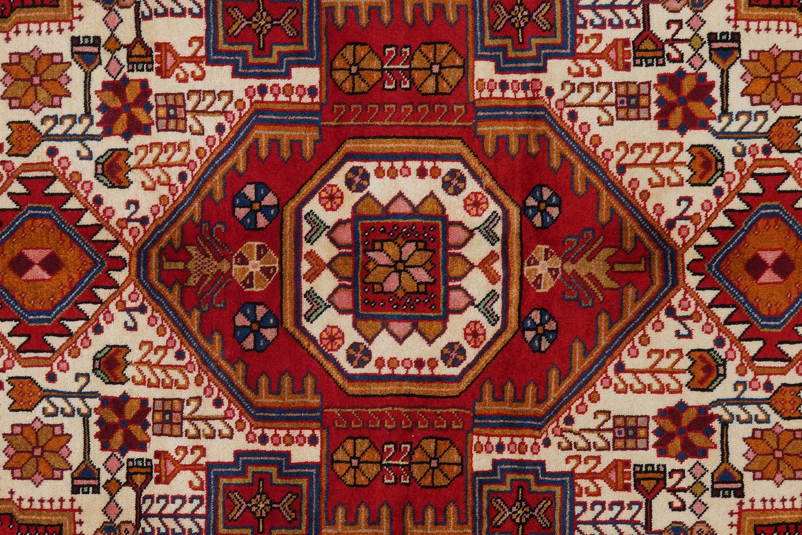 Nahavand — Hand-knotted, 143x201 cm, Beige, 100% Virgin Wool | View 6
