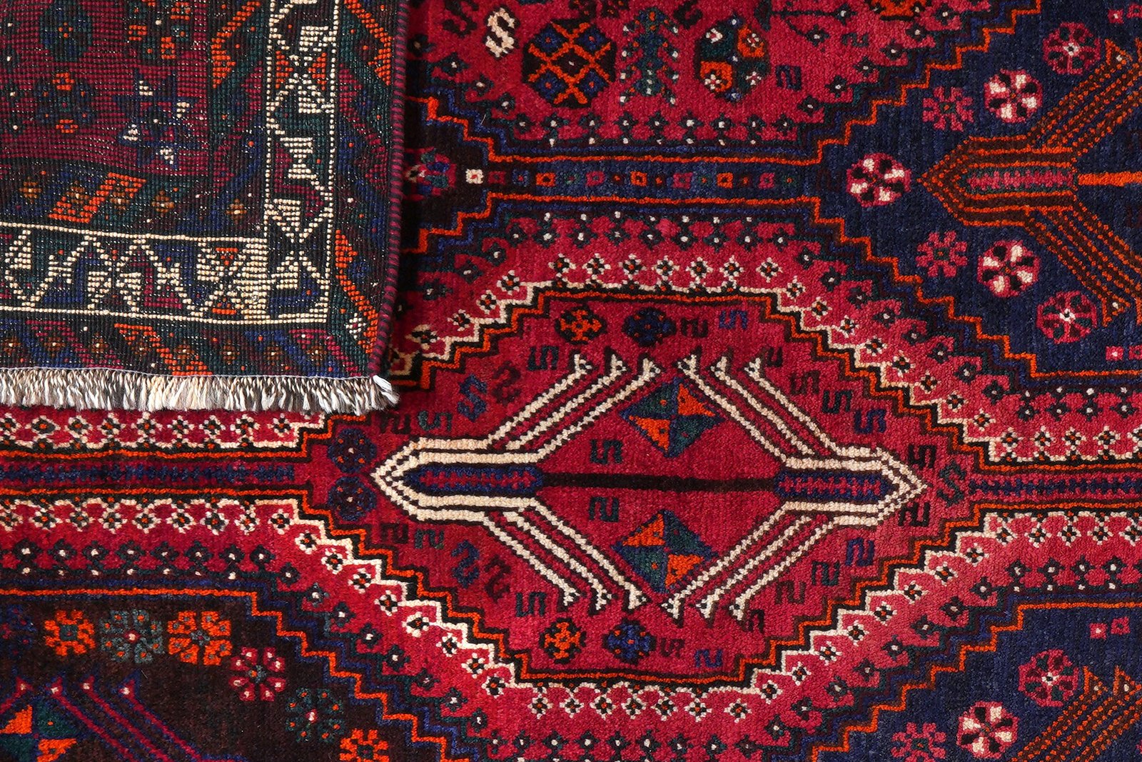 Shiraz — Hand-knotted, 154x246 cm, Red, 100% Virgin Wool | View 7