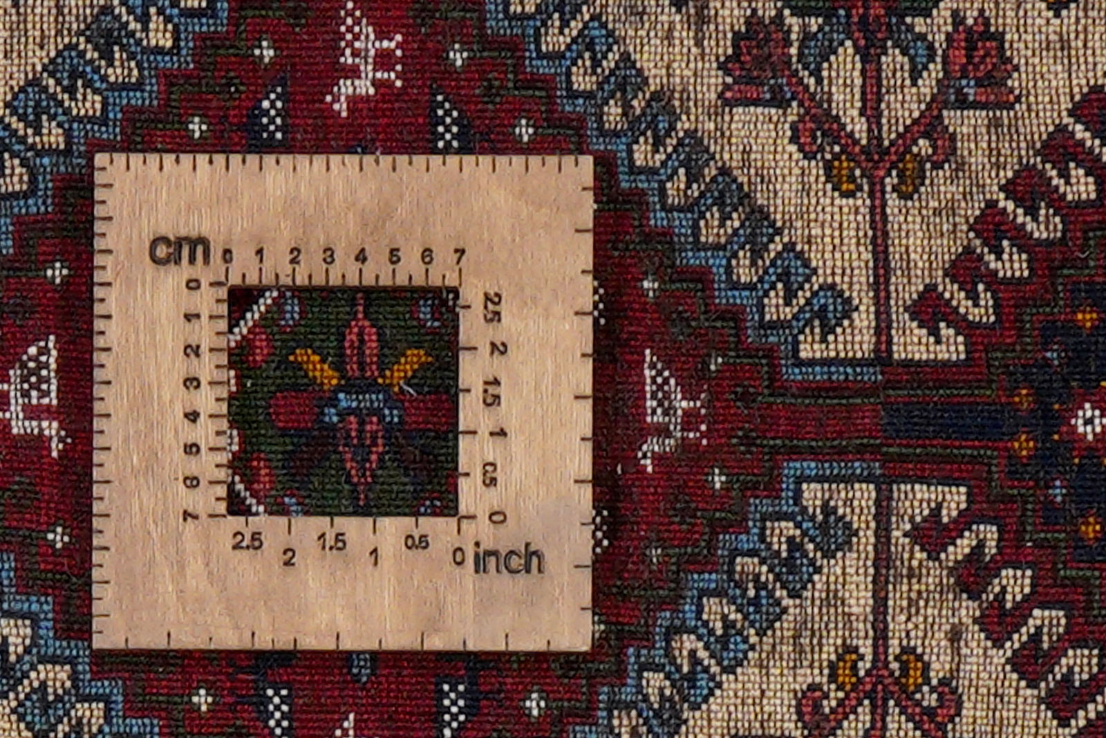 Yalameh — Handgefertigt, 155x113 cm, Rot, 100% Virgin Wool | View 9