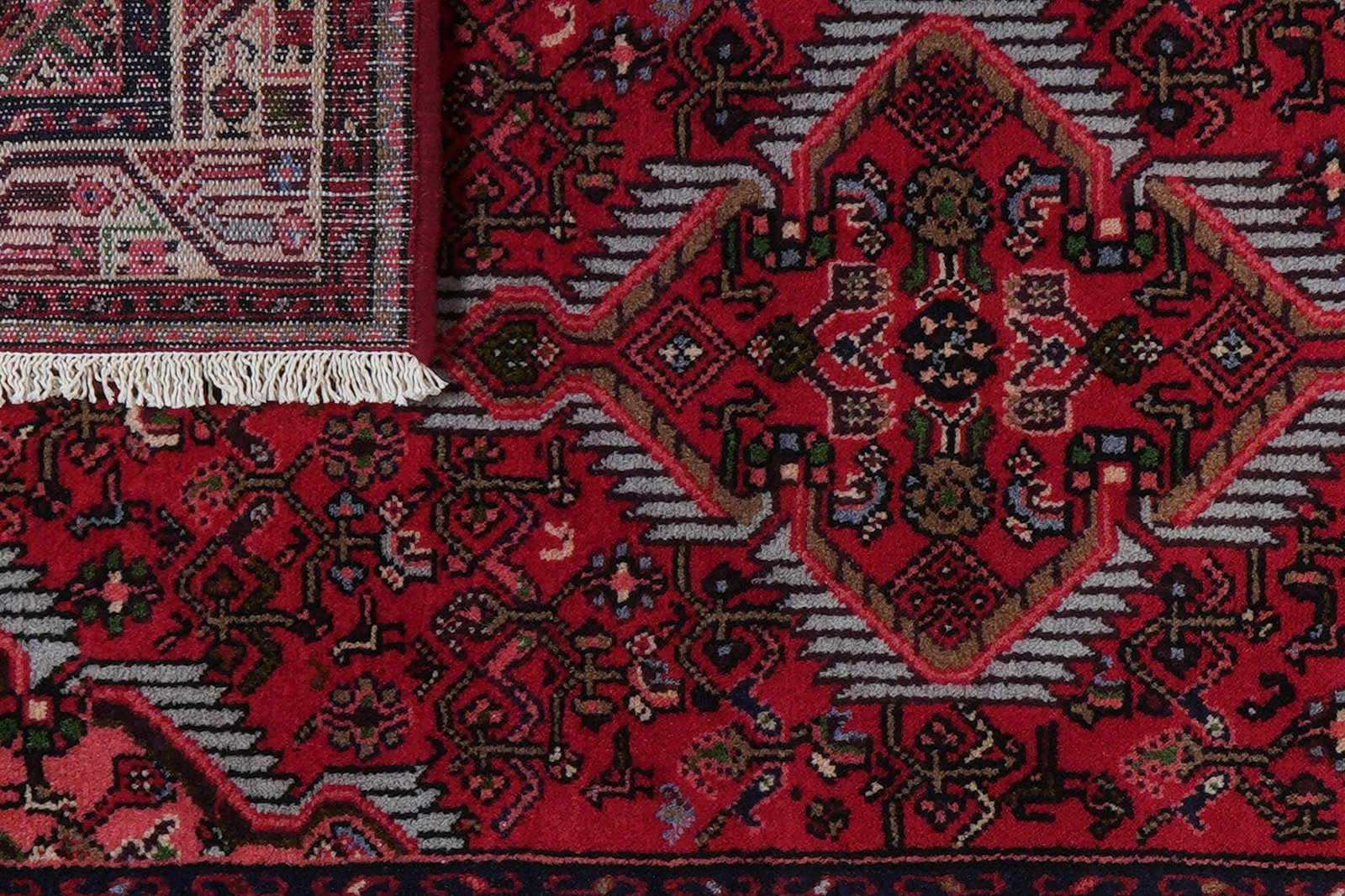 Assadabad — Hand-knotted, 74x124 cm, Red, 100% Virgin Wool | View 7