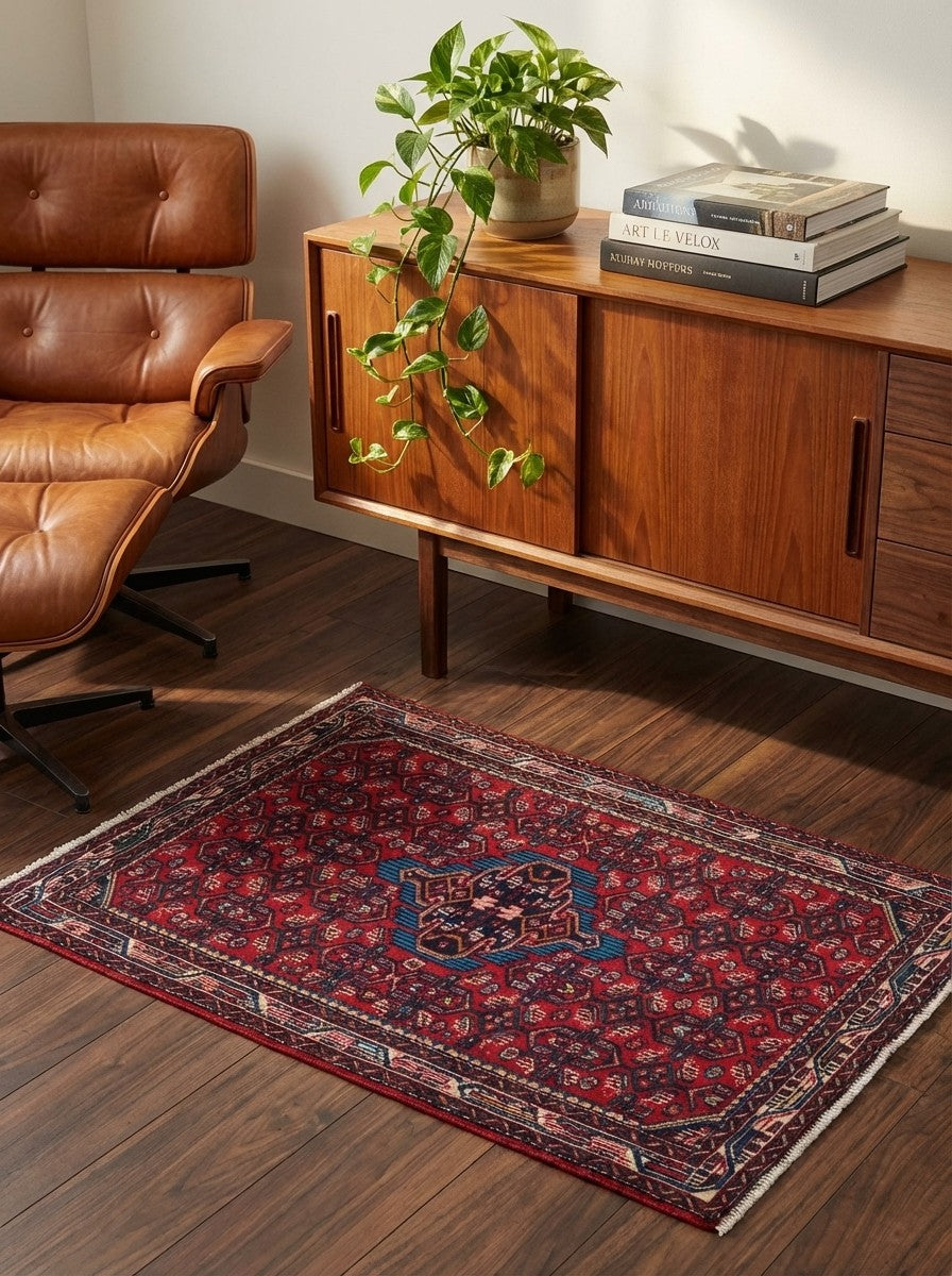 Assadabad — Hand-knotted, 108x143 cm, Red, 100% Virgin Wool | Back view