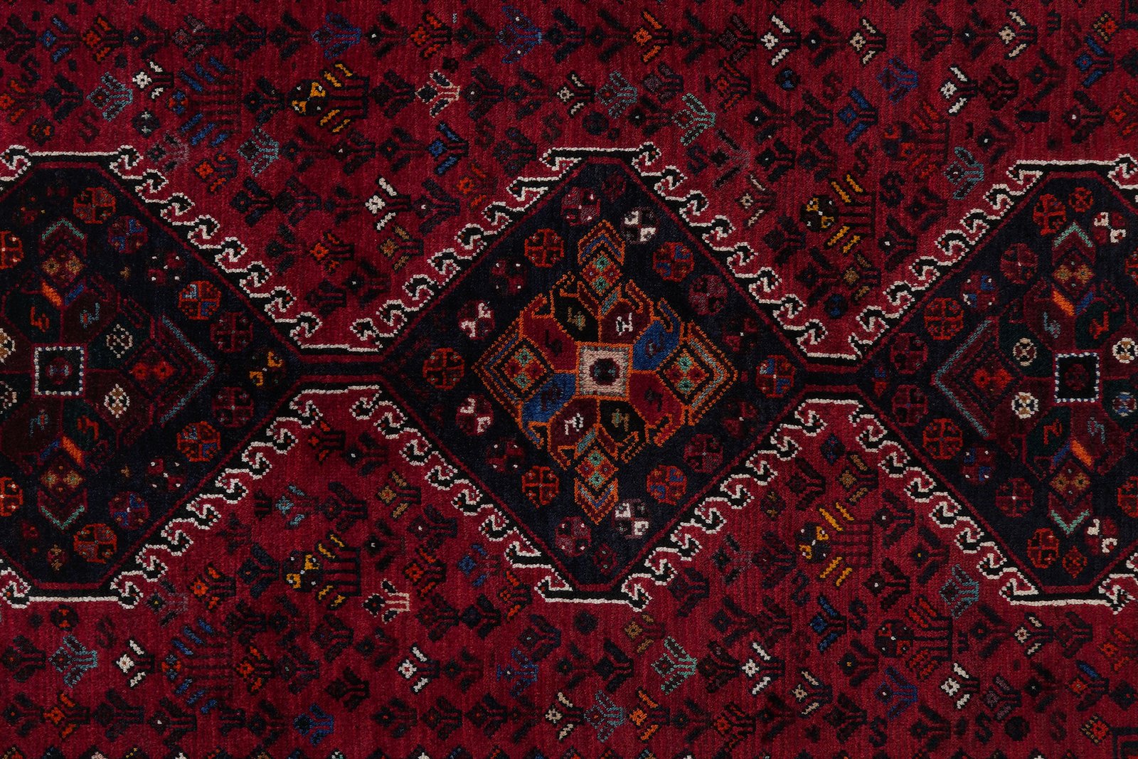 Gashgai — Hand-knotted, 172x255 cm, Red, 100% Virgin Wool | View 6