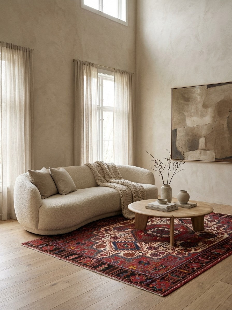 Nahavand — Hand-knotted, 142x208 cm, Beige, 100% Virgin Wool | Detail view