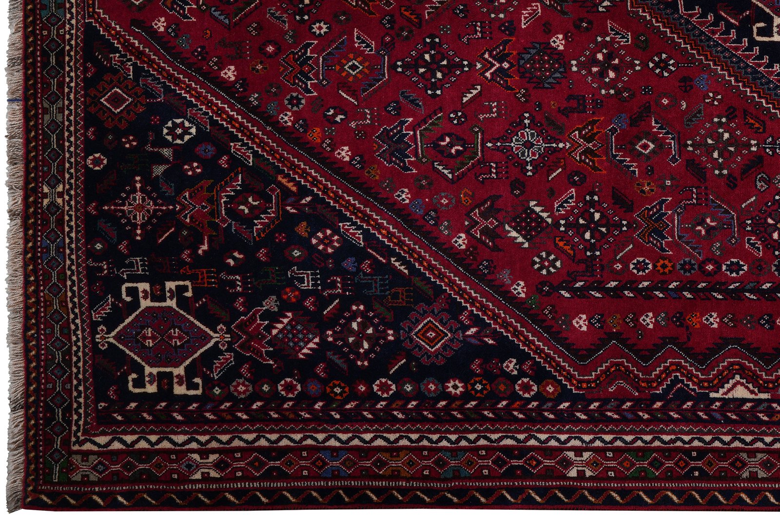 Gashgai — Hand-knotted, 198x298 cm, Red, 100% Virgin Wool | View 3