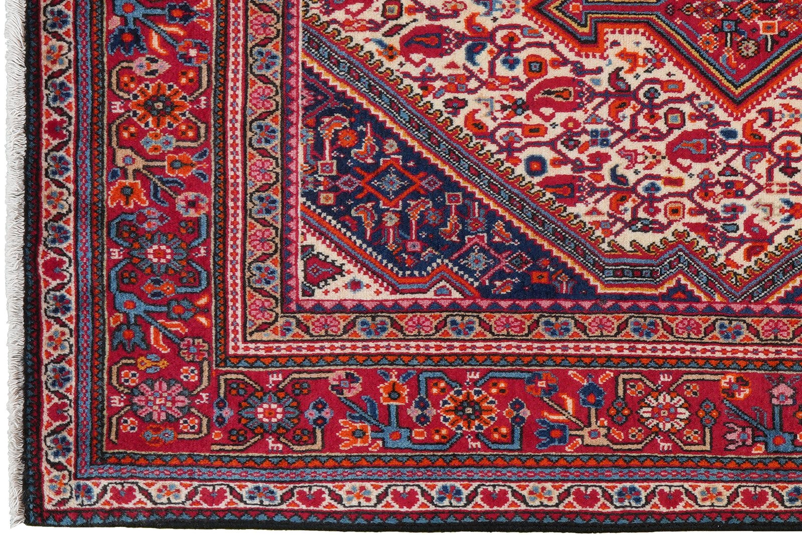Djozan — Hand-knotted, 108x158 cm, Beige, 100% Virgin Wool | View 3