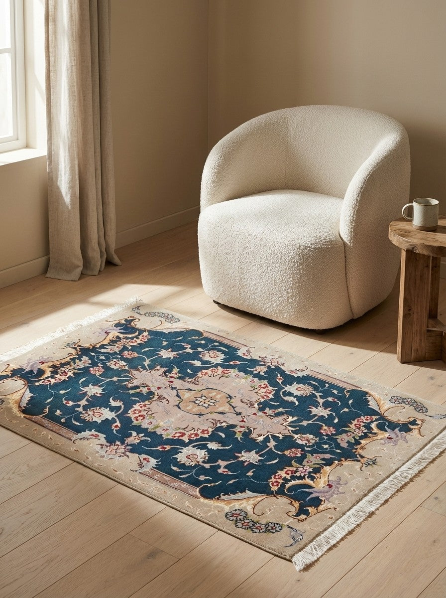 Tabriz 50 Raj — Hand-knotted, 60x92 cm, Blue, 100% Virgin Wool | Detail view
