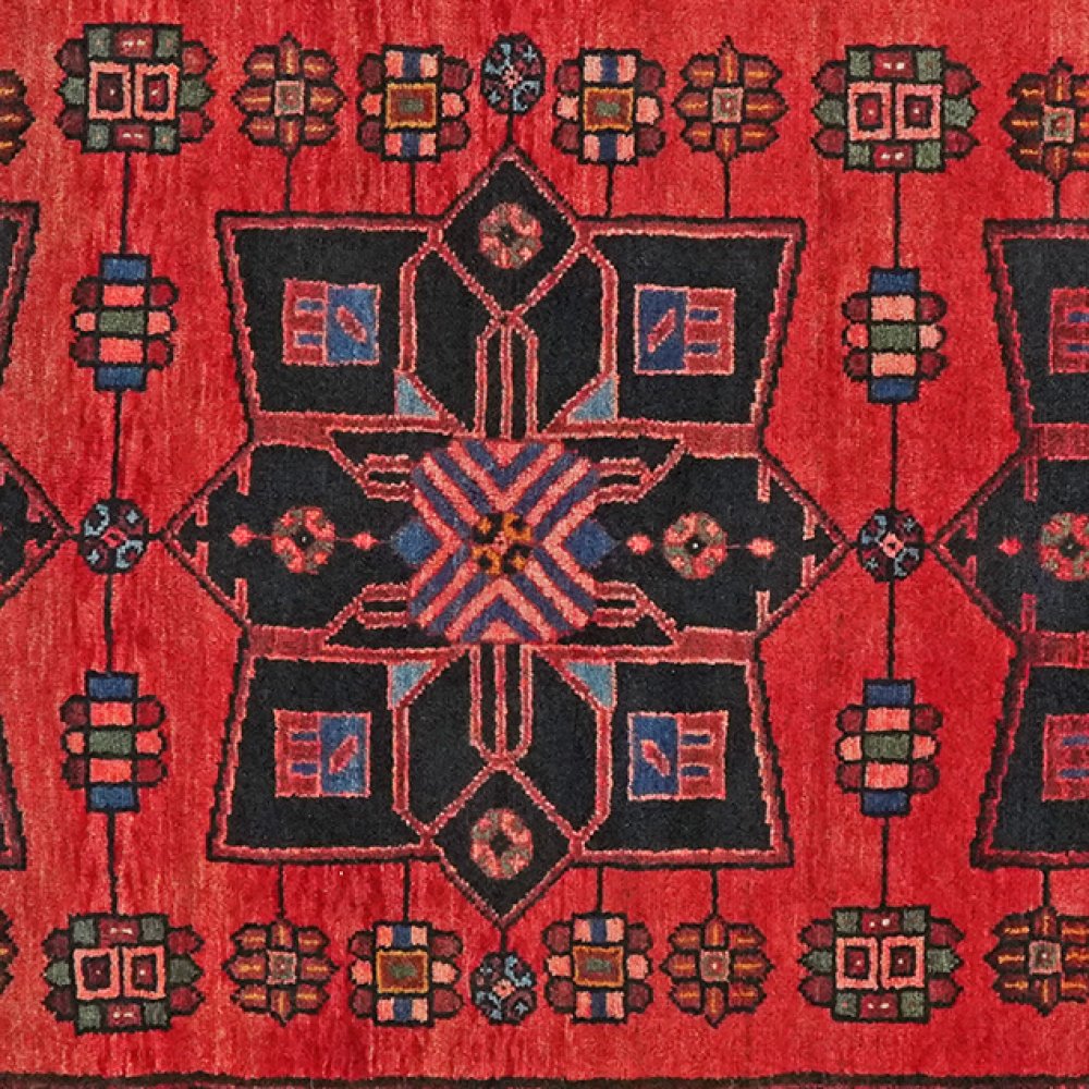 Garaghan — Hand-knotted, 120x205 cm, Red, 100% Virgin Wool | View 4