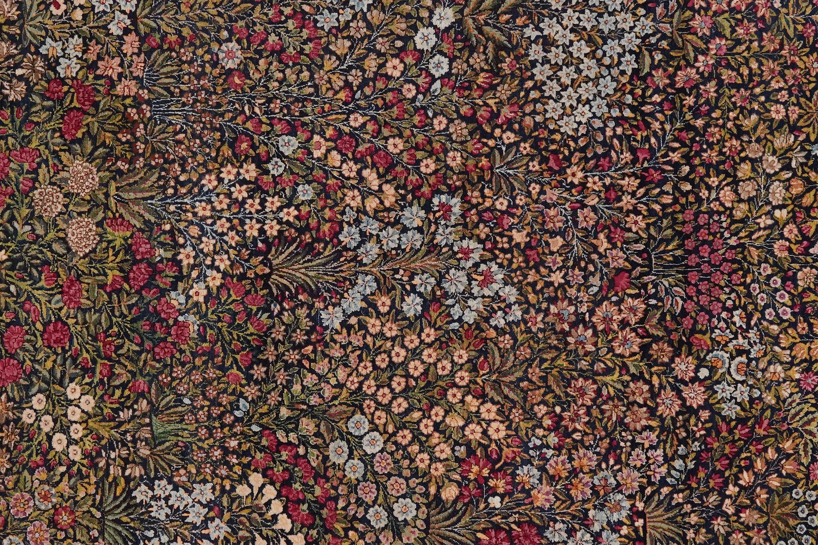 Ravar — Hand-knotted, 149x229 cm, Blue, 100% Virgin Wool | View 4
