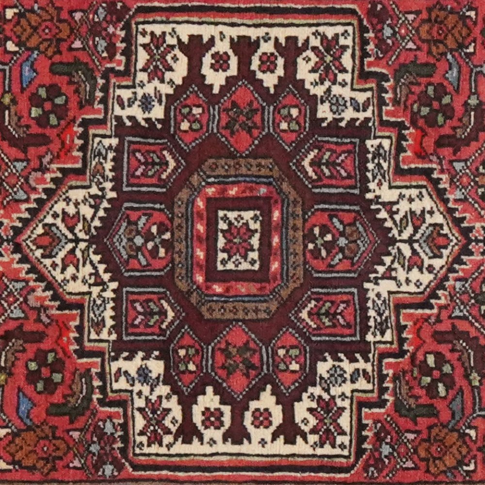 Goltuk — Hand-knotted, 70x299 cm, Red, 100% Virgin Wool | View 4