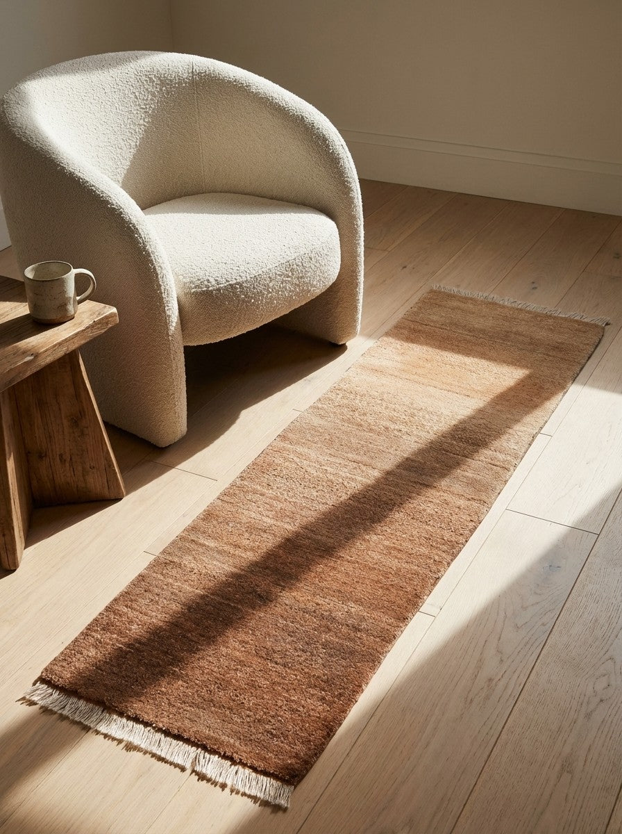 Gabbeh — Hand-knotted, 38x140 cm, Brown, 100% Virgin Wool | Detail view