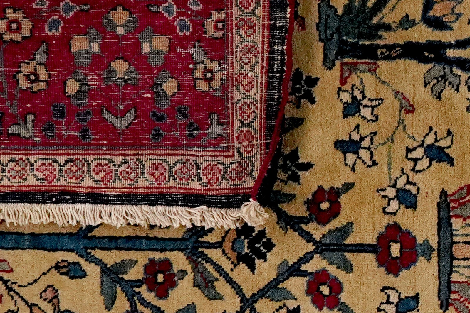 Tabriz Antique — Hand-knotted, 143x190 cm, Beige, 100% Virgin Wool | View 6