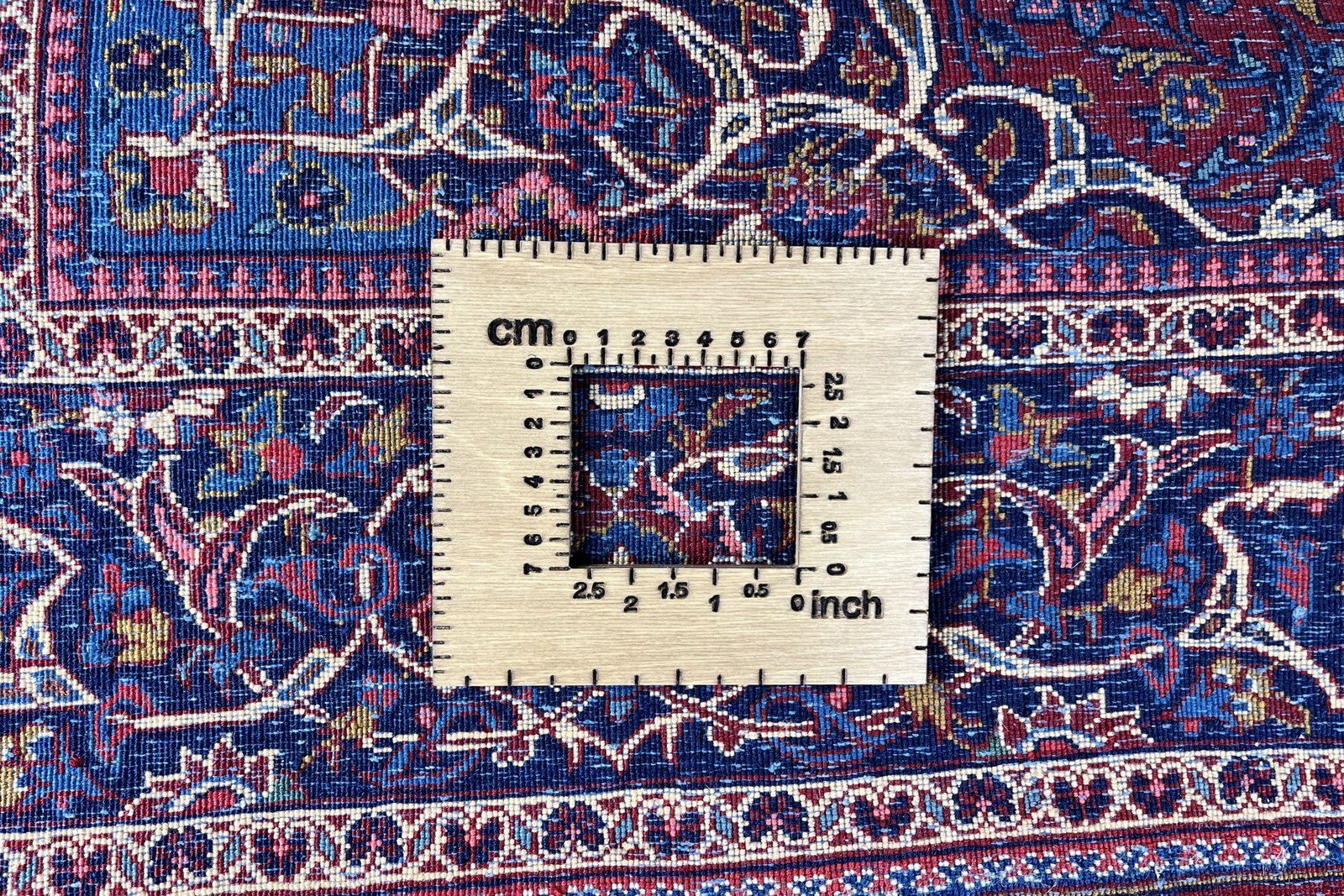 Ghazvin — Hand-knotted, 130x198 cm, Red, 100% Virgin Wool | View 11