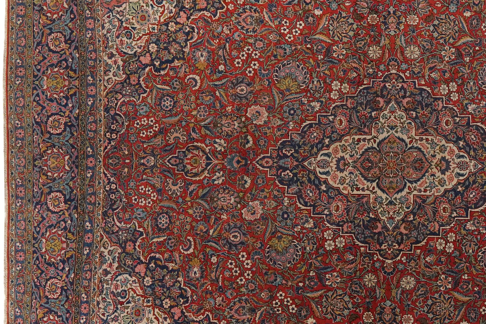 Kashan — Hand-knotted, 268x358 cm, Red, 100% Virgin Wool | View 3