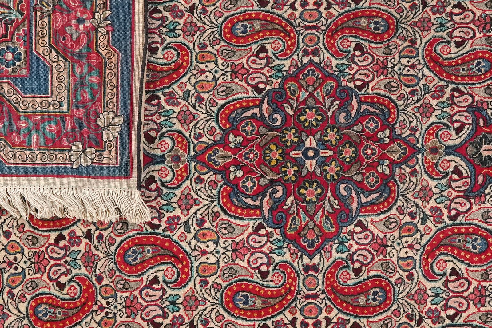 Ghiassabad — Hand-knotted, 102x156 cm, Beige, 100% Virgin Wool | View 5