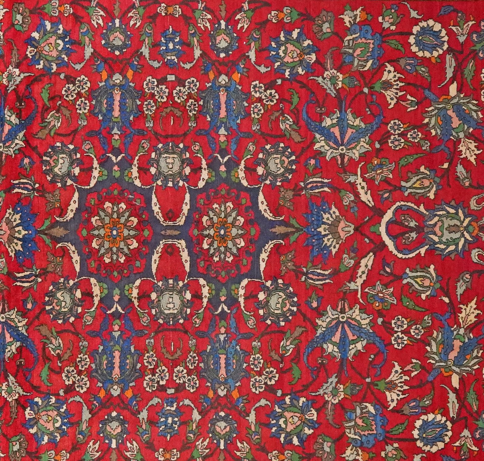 Isfahan — Hand-knotted, 262x355 cm, Red, 100% Virgin Wool | View 4