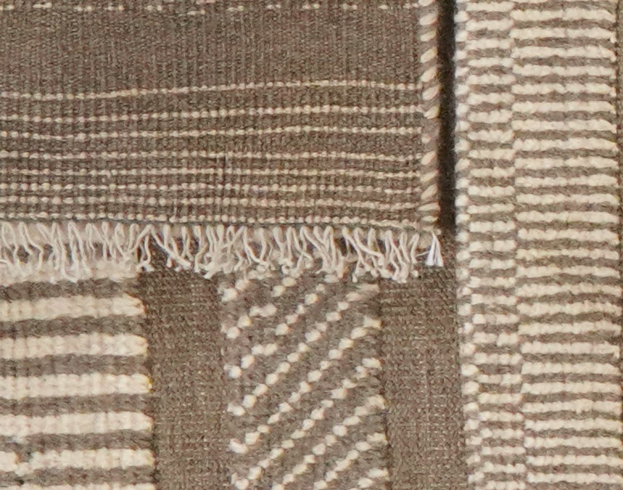 Gabbeh — Hand-knotted, 77x289 cm, Beige, 100% Virgin Wool | View 6