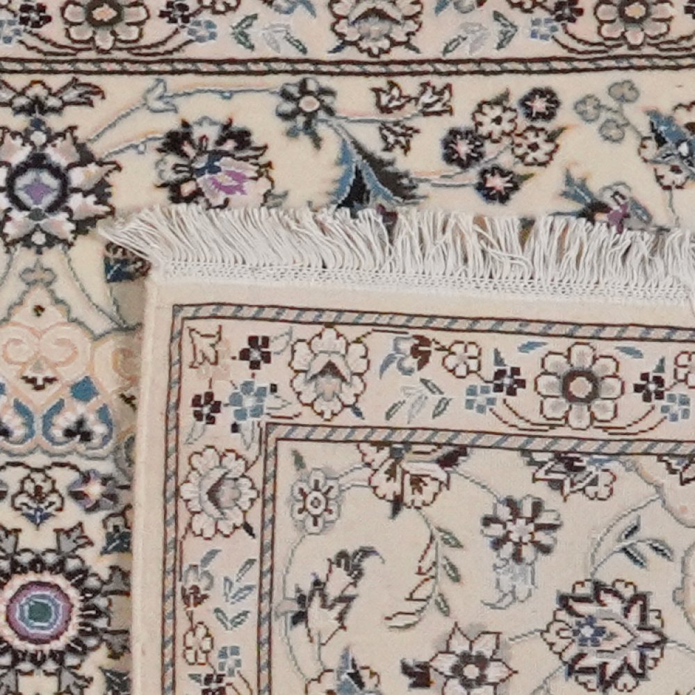 Nain 9La — Hand-knotted, 84x345 cm, Beige, 100% Virgin Wool | View 6