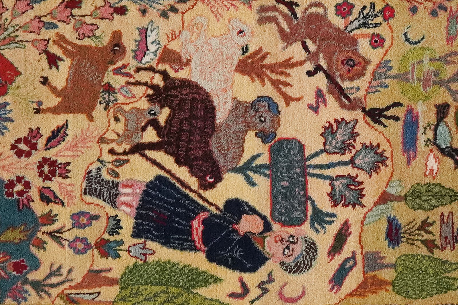 Tabriz Old — Hand-knotted, 55x76 cm, Beige, 100% Virgin Wool | View 4