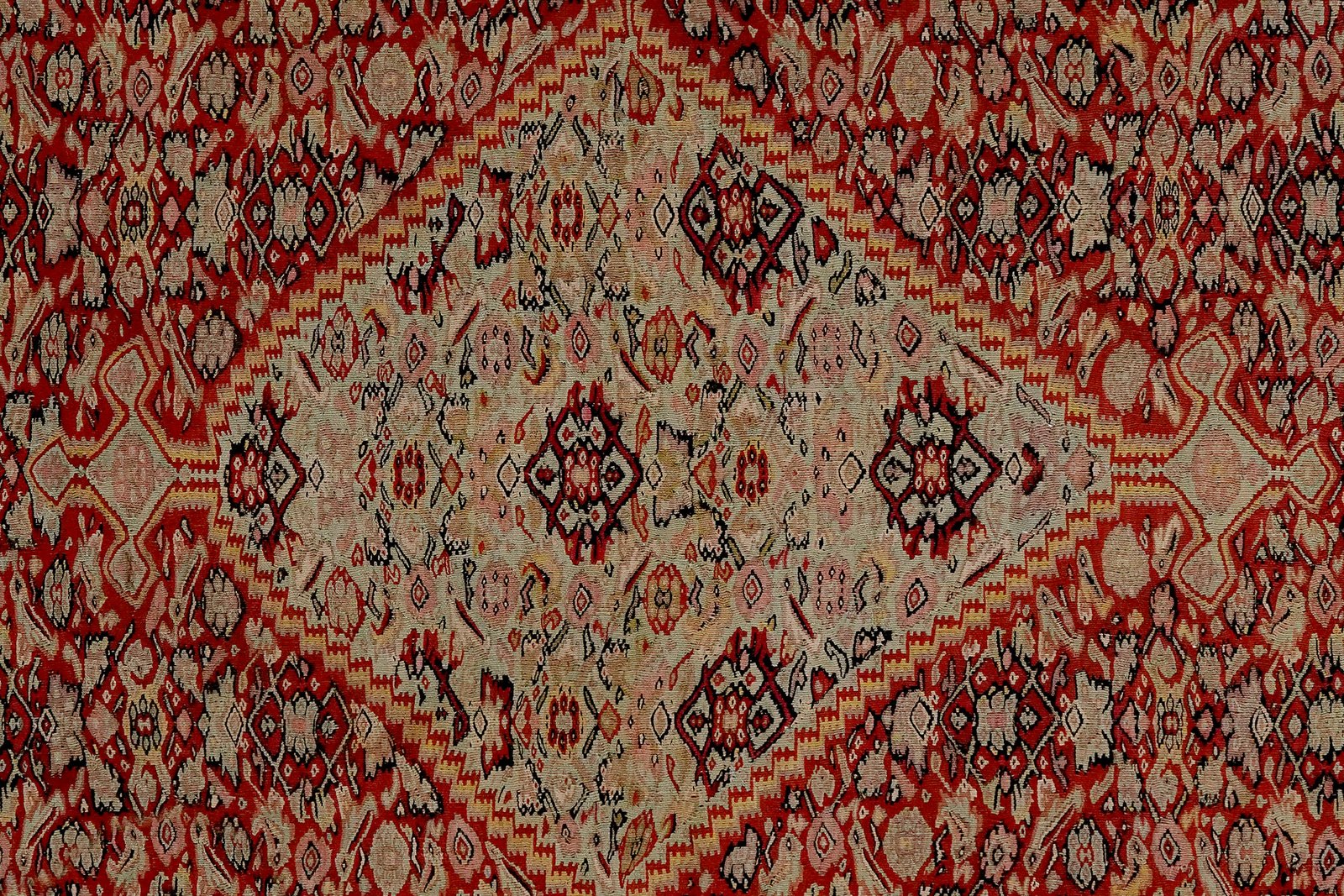 Kelim Senneh — Handmade, 138x198 cm, Red, 100% Virgin Wool | View 4