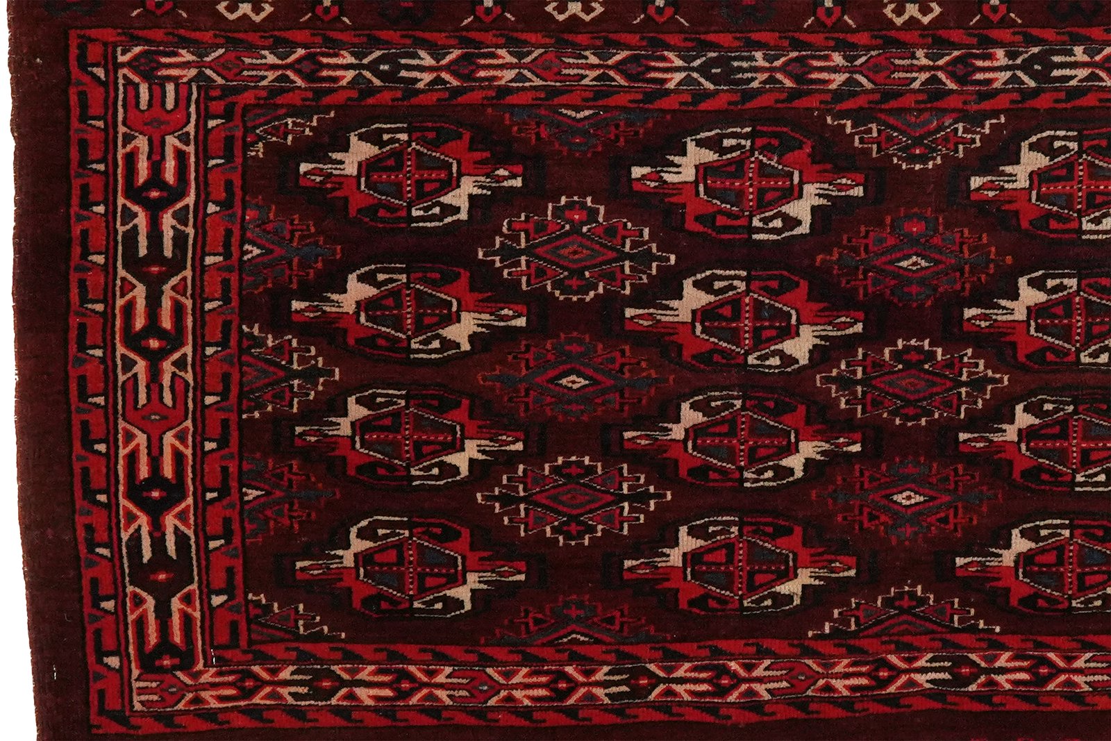 Gartchin — Hand-knotted, 74x120 cm, Red, 100% Virgin Wool | View 3