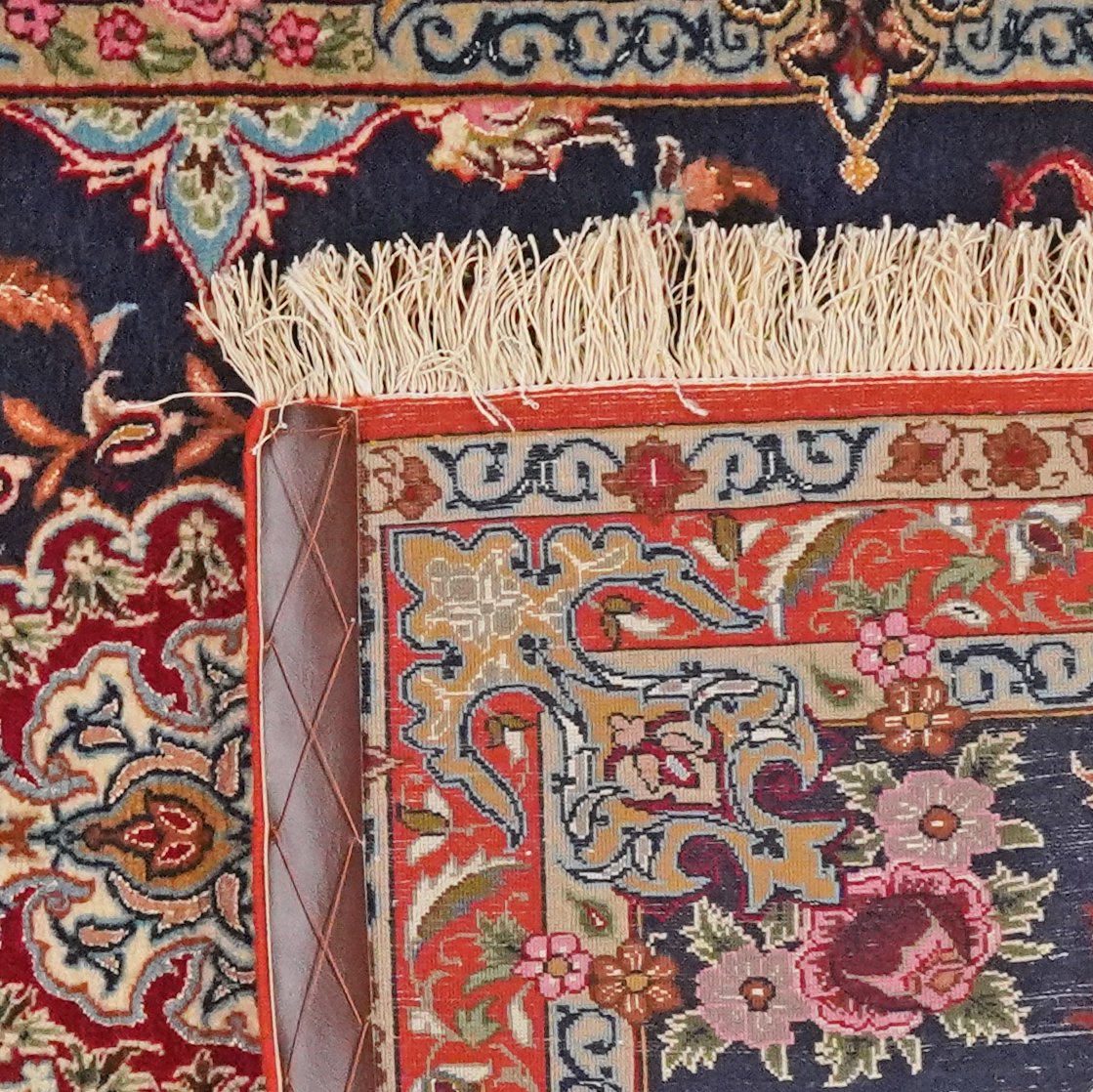 Isfahan — Hand-knotted, 77x113 cm, Blue, 90% Schurwolle, 10% Seide | View 6