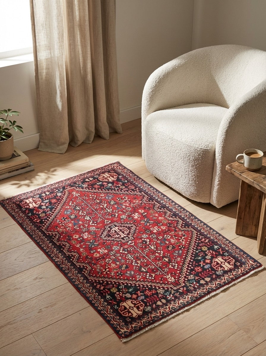 Abadeh — Hand-knotted, 69x107 cm, Red, 100% Virgin Wool | Detail view