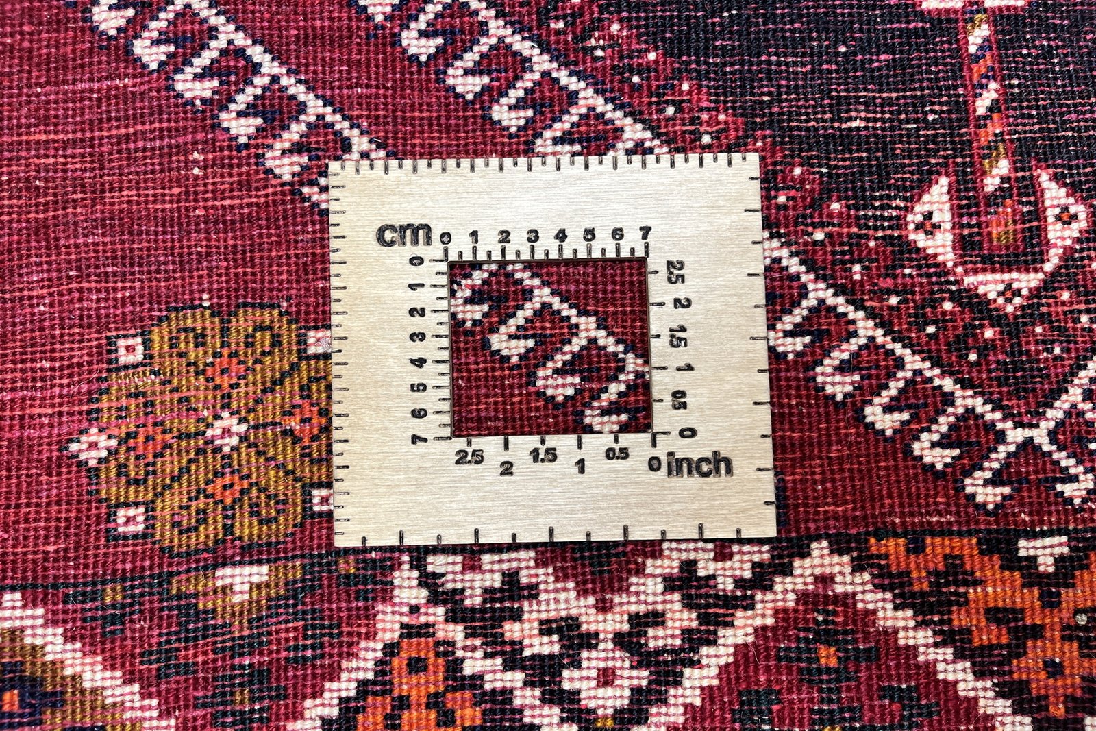 Gashgai — Hand-knotted, 105x195 cm, Red, 100% Virgin Wool | View 11
