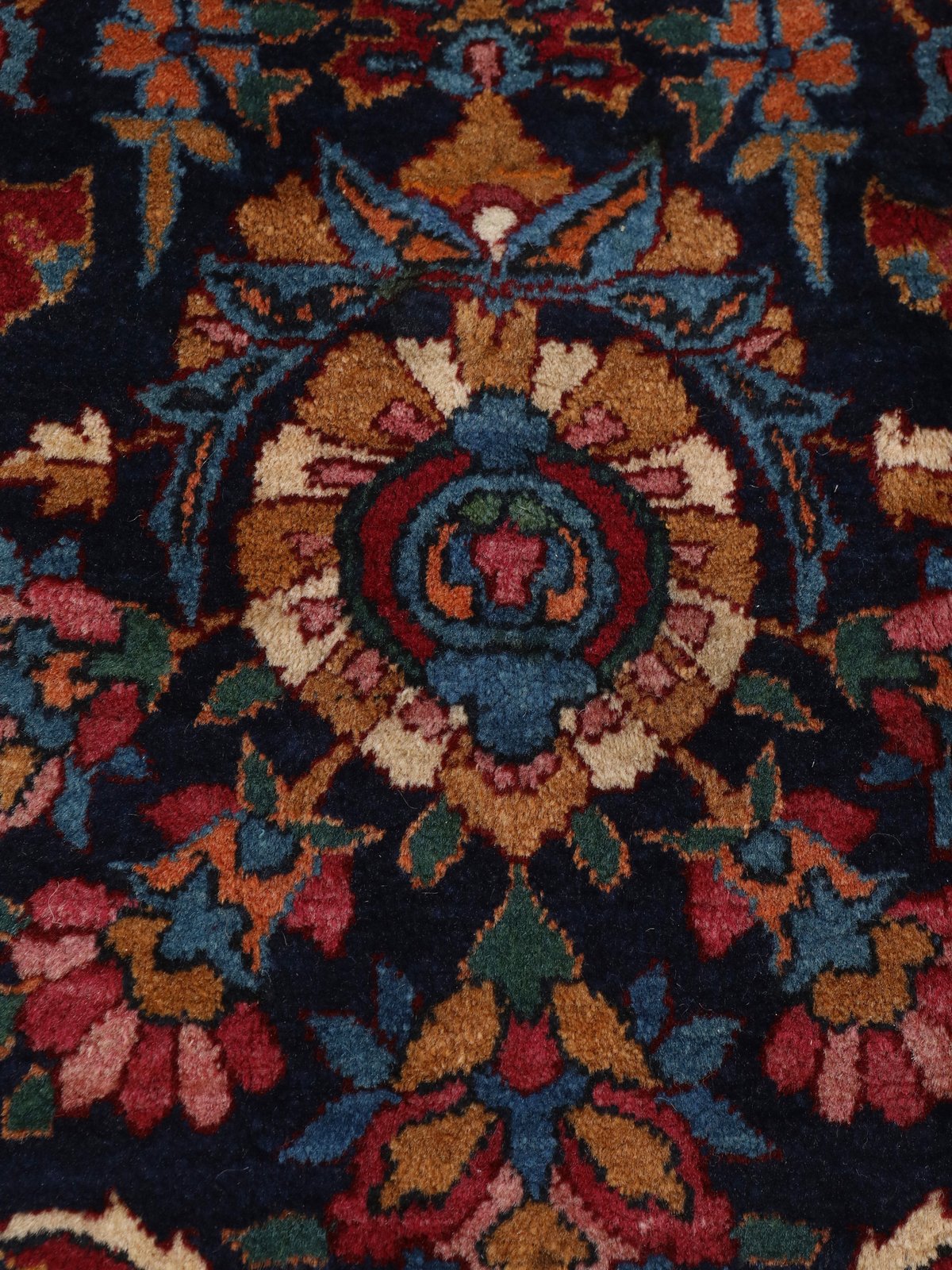 Yazd — Hand-knotted, 319x474 cm, 100% Virgin Wool | View 8