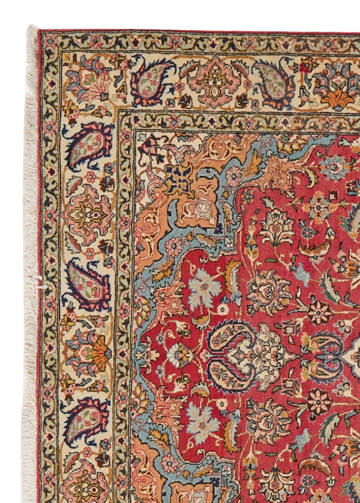 Tabriz Old — Hand-knotted, 140x215 cm, Red, 100% Virgin Wool | View 3