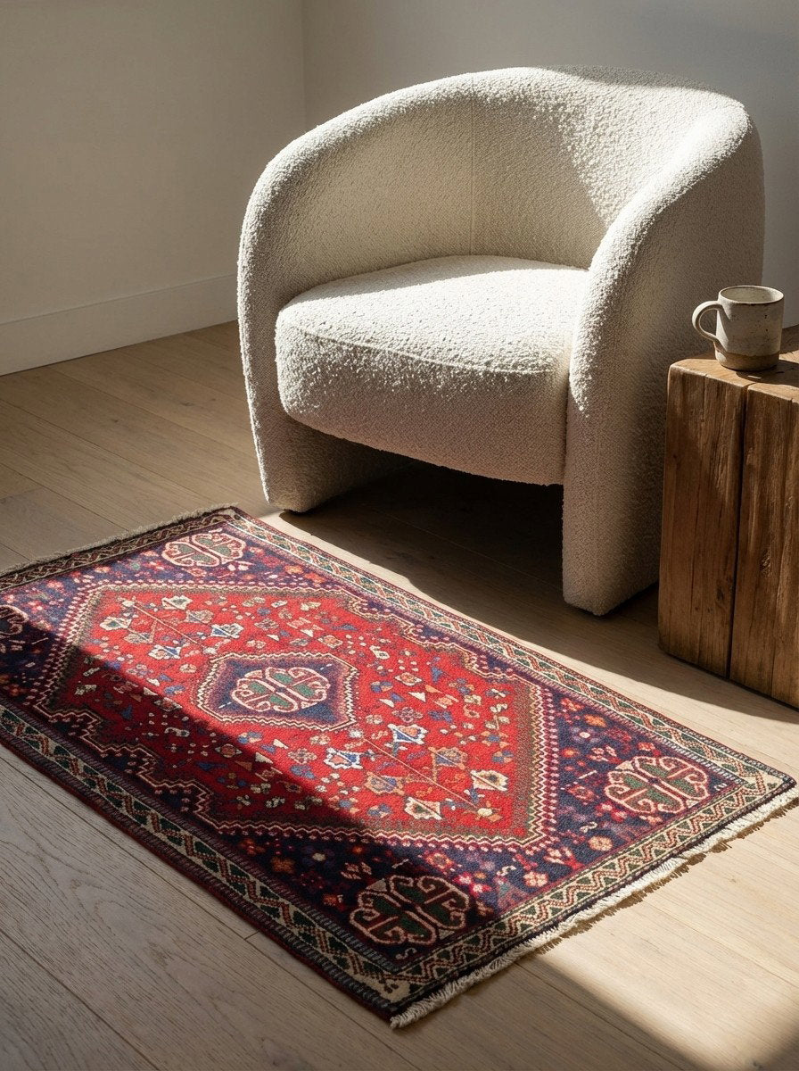 Abadeh — Handgefertigt, 103x58 cm, Beige, 100% Virgin Wool | Detail view