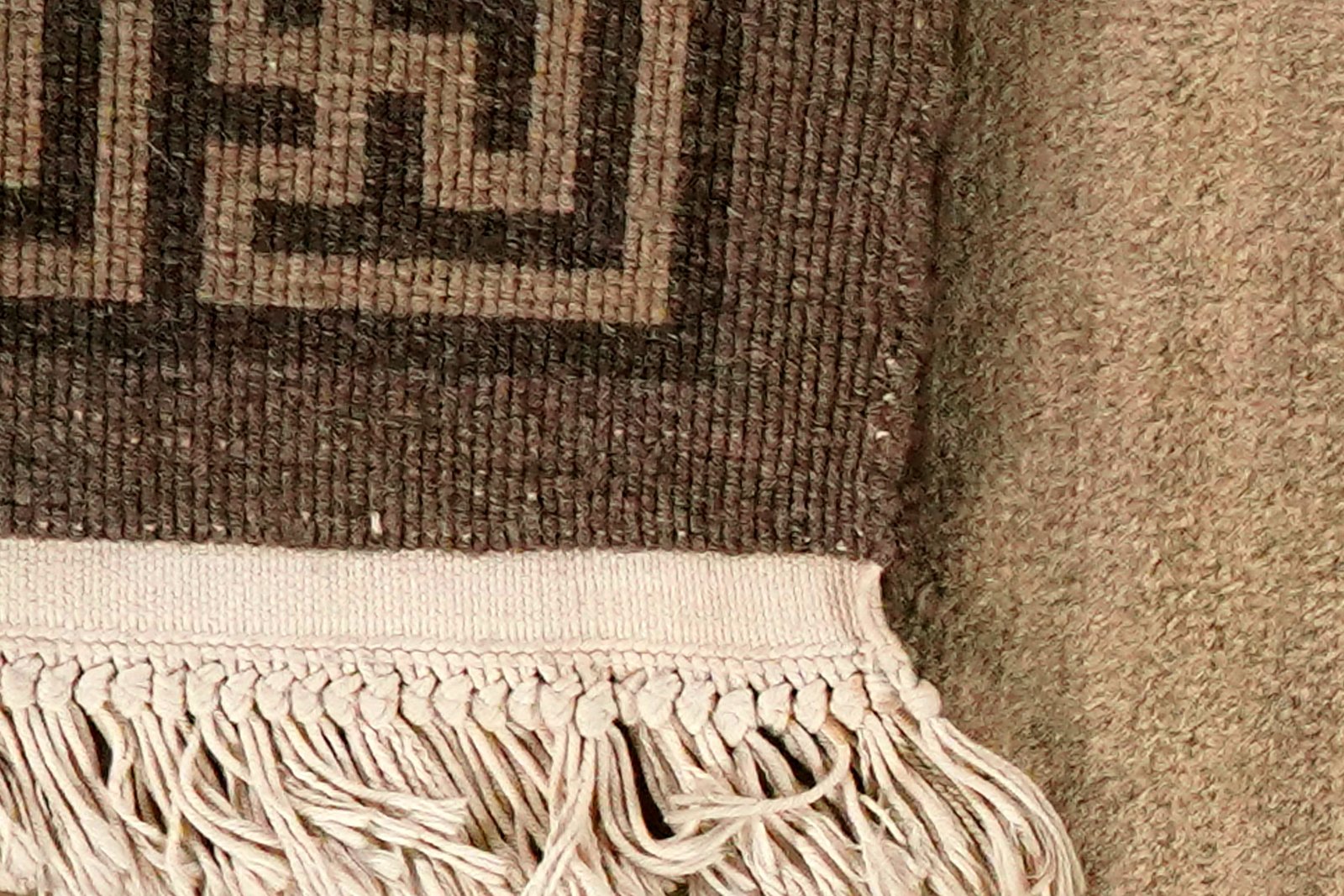 Tibetan — Hand-knotted, 122x183 cm, Brown, 100% Virgin Wool | View 6