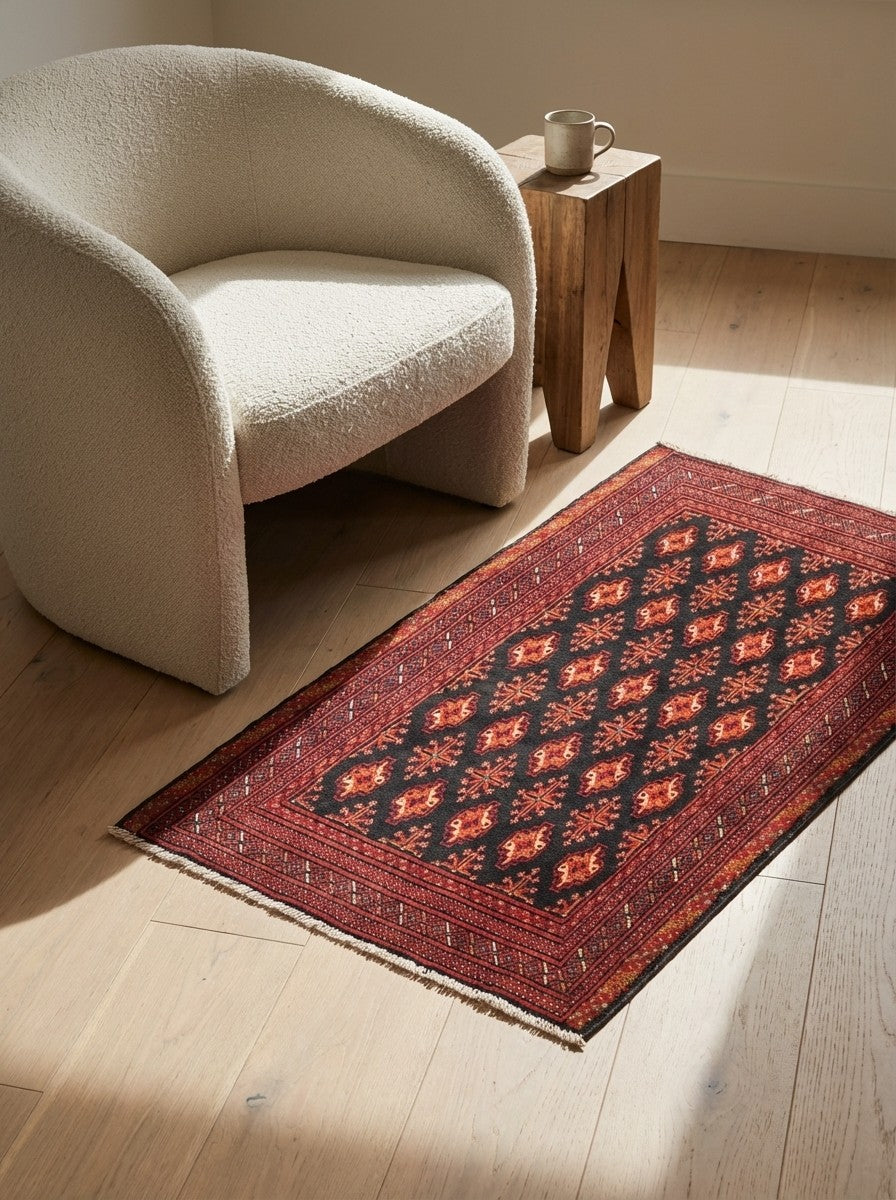Belutch — Hand-knotted, 110x53 cm, Blue, 100% Virgin Wool | Detail view