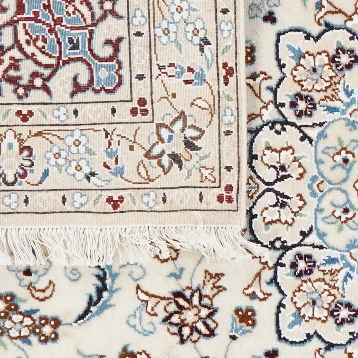 Nain 9La — Hand-knotted, 100x151 cm, Beige, 100% Virgin Wool | View 6