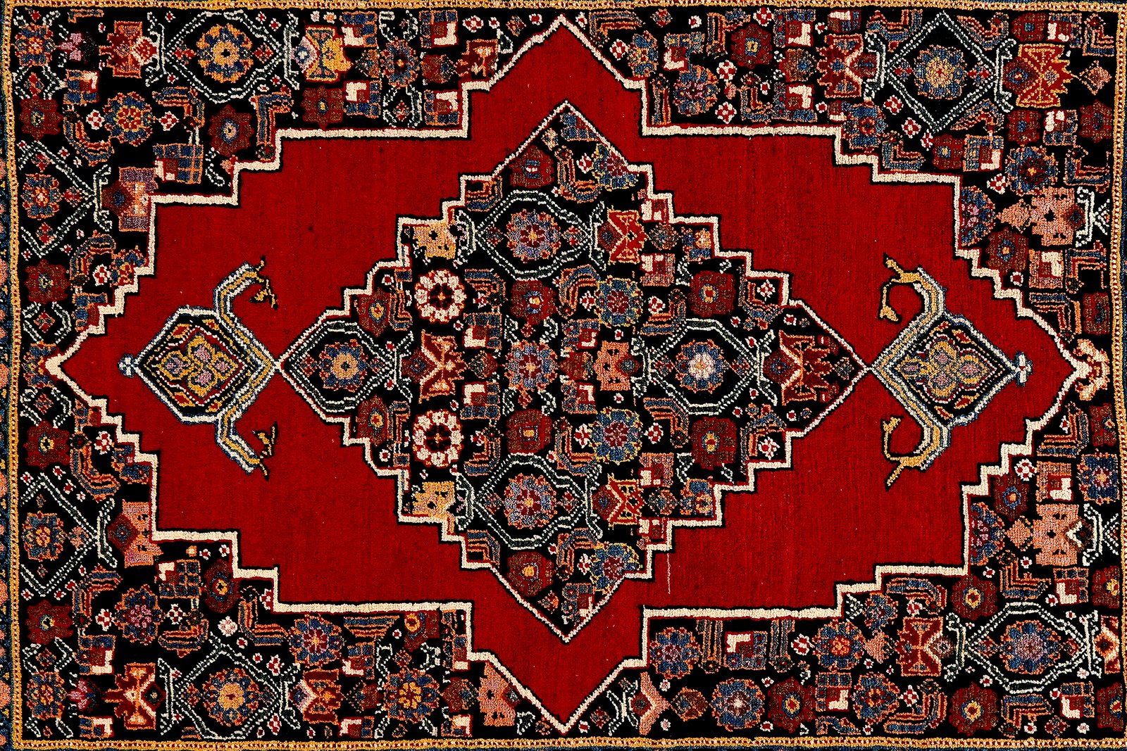 Sarab — Hand-knotted, 132x170 cm, Red, 100% Virgin Wool | View 4