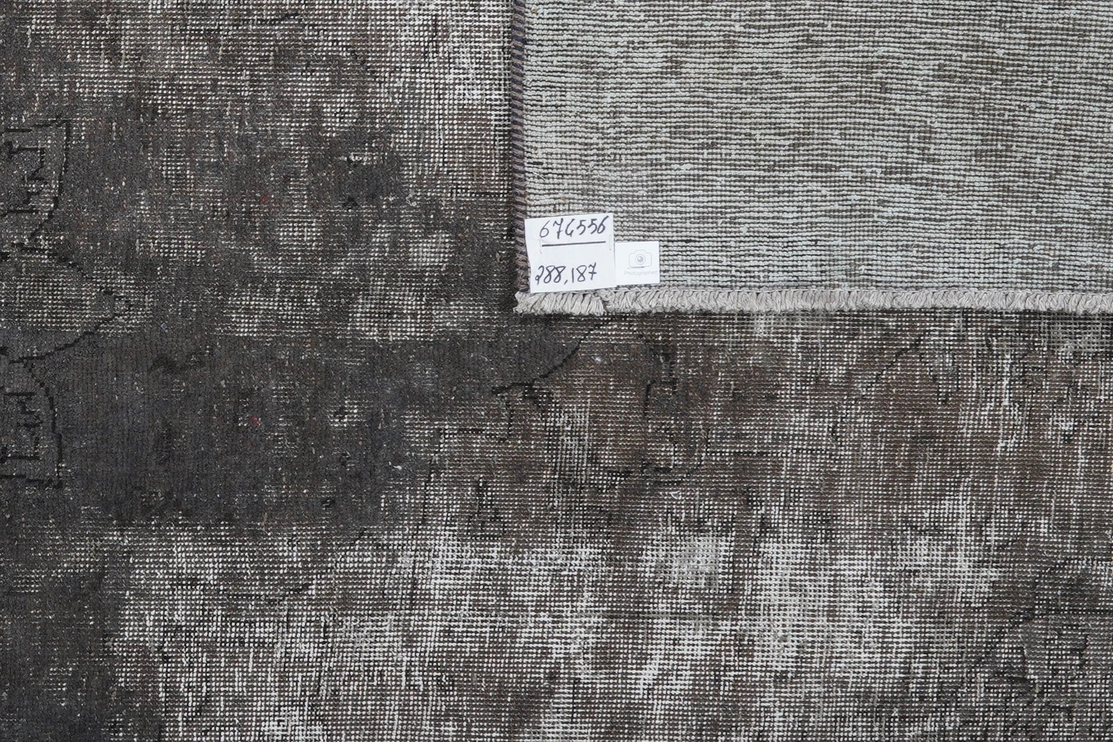 Vintage — Hand-knotted, 187x288 cm, Grey, 100% Virgin Wool | View 7