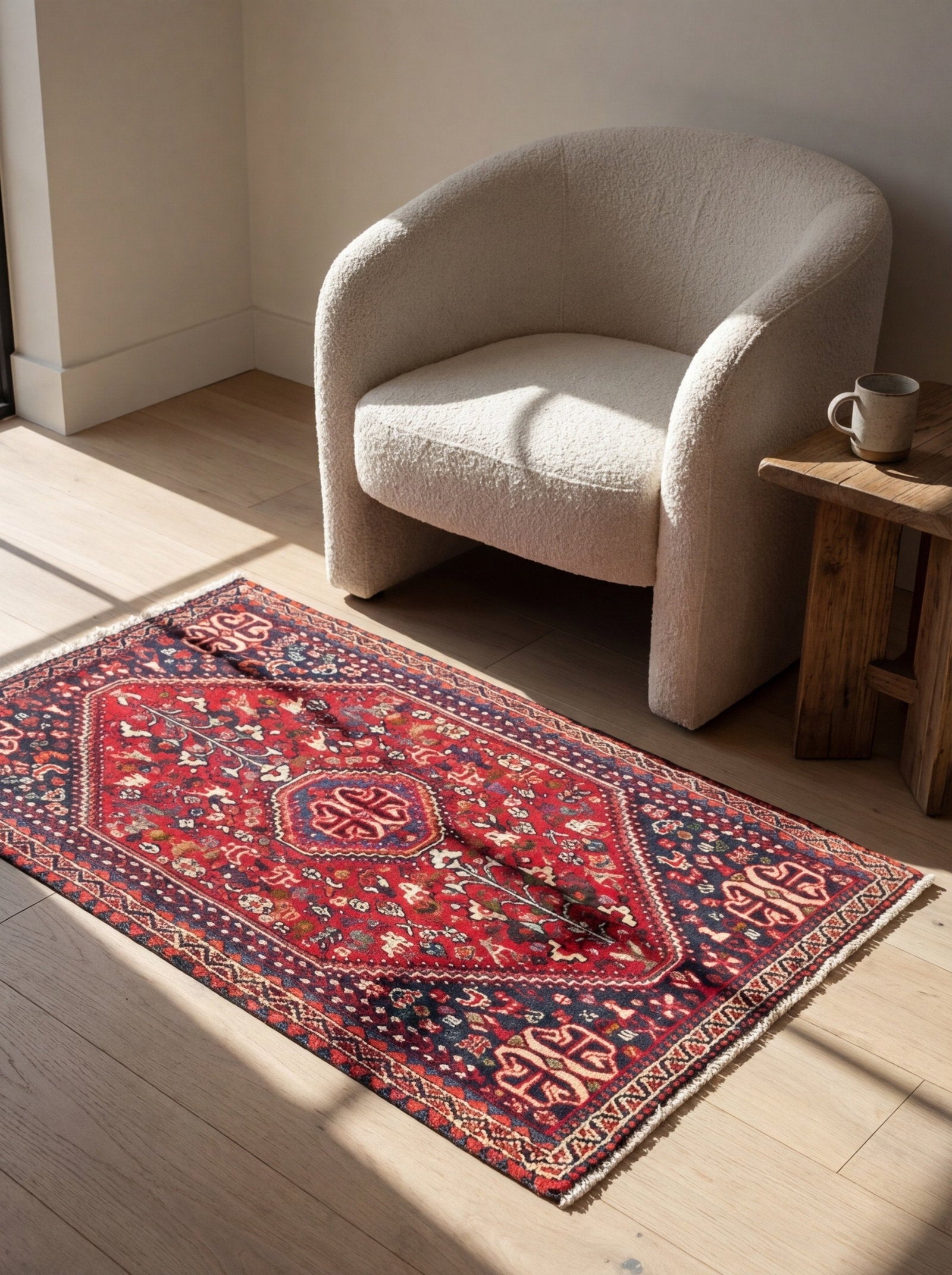 Abadeh — Handgefertigt, 99x61 cm, Beige, 100% Virgin Wool | Detail view