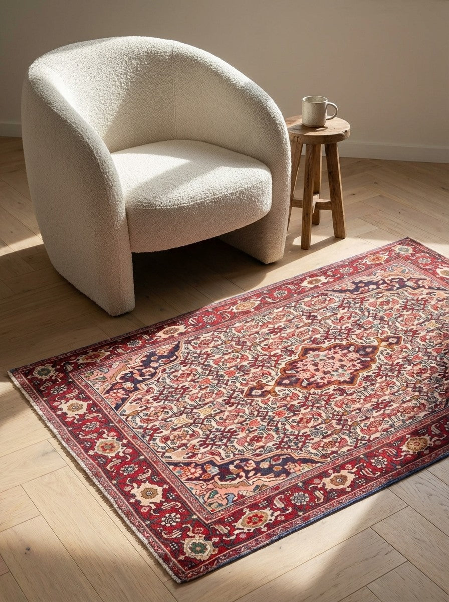 Bidjar — Hand-knotted, 100x161 cm, Beige, 100% Virgin Wool | Detail view