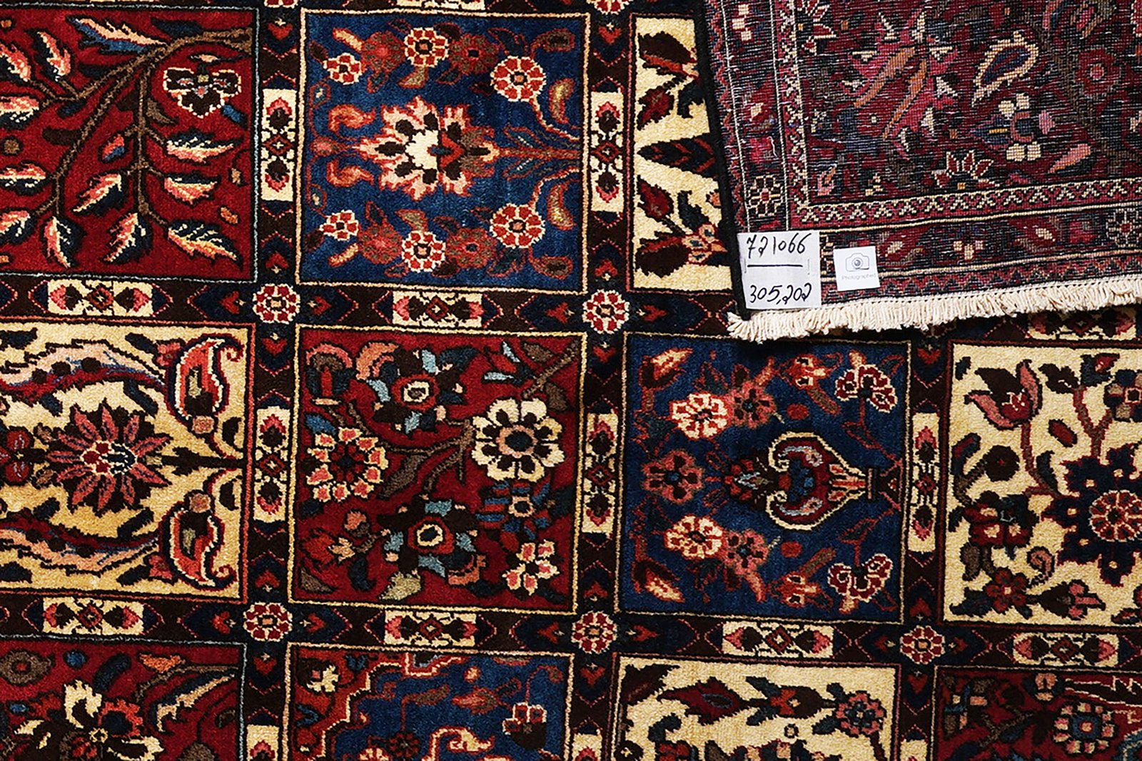 Bakhtiar — Hand-knotted, 202x305 cm, Multicolor, 100% Virgin Wool | View 6