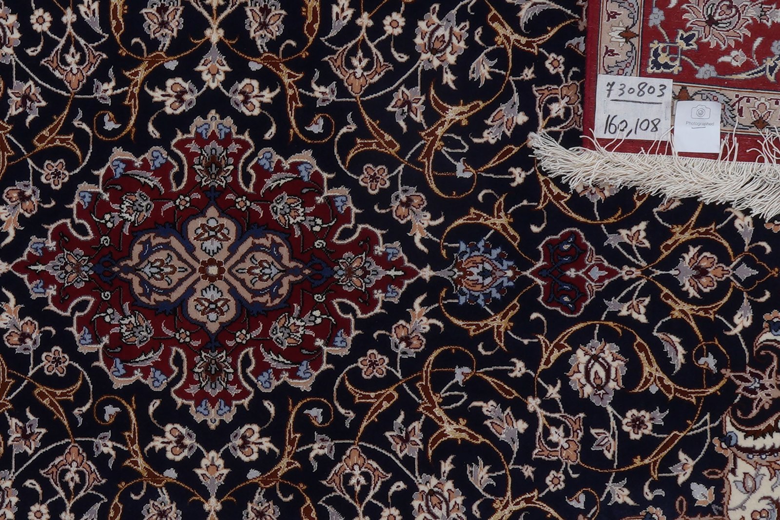 Isfahan — Hand-knotted, 108x160 cm, Blue, 95% Schurwolle, 5% Seide | View 6