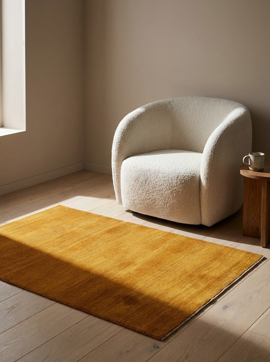 Gabbeh Sonnat — Hand-knotted, 114x172 cm, Yellow, 100% Virgin Wool | Detail view