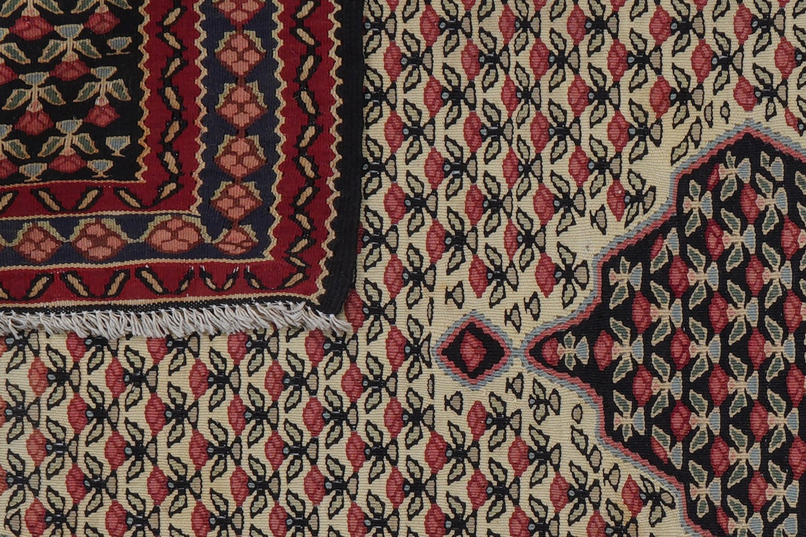 Kelim Bidjar — Handmade, 109x157 cm, Beige, 100% Virgin Wool | View 7