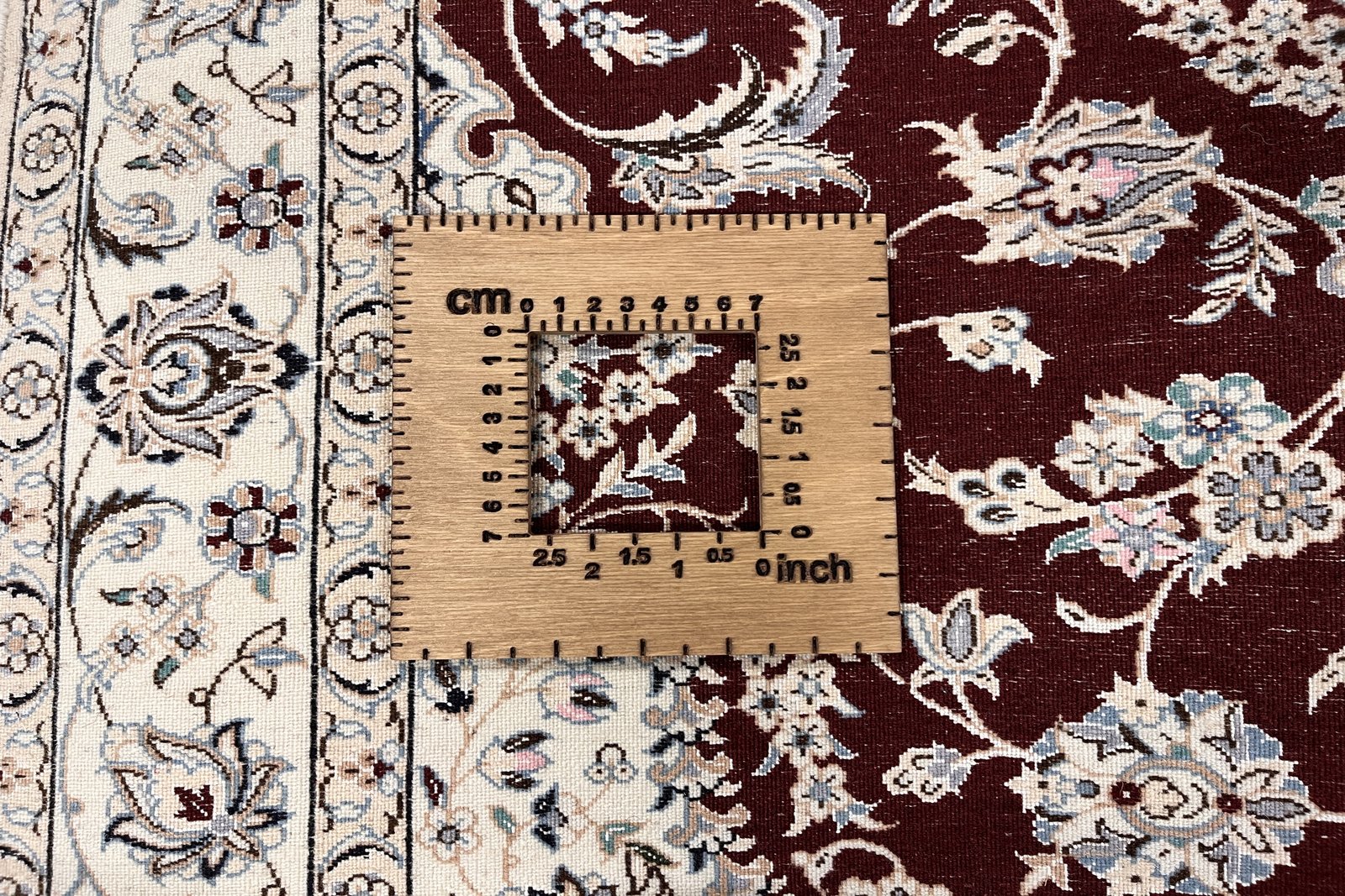 Nain 6La — Hand-knotted, 103x154 cm, Red, 100% Virgin Wool | View 11