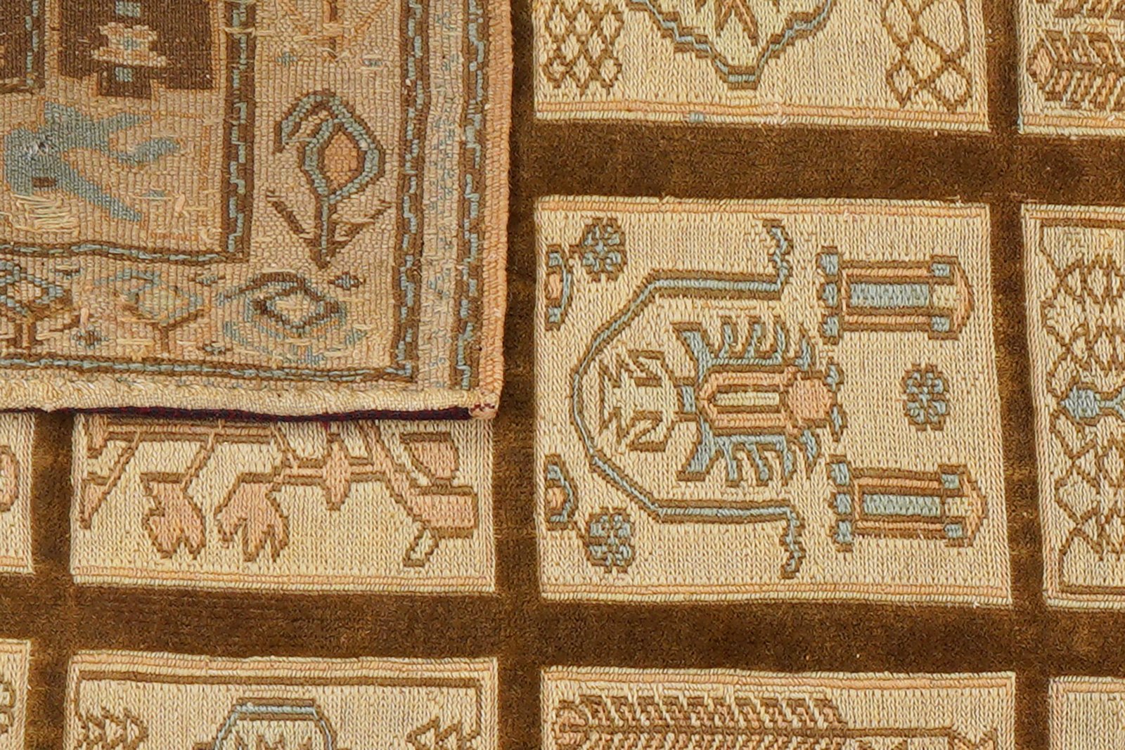 Kelim Belutch — Handmade, 134x172 cm, Brown, 100% Virgin Wool | View 7